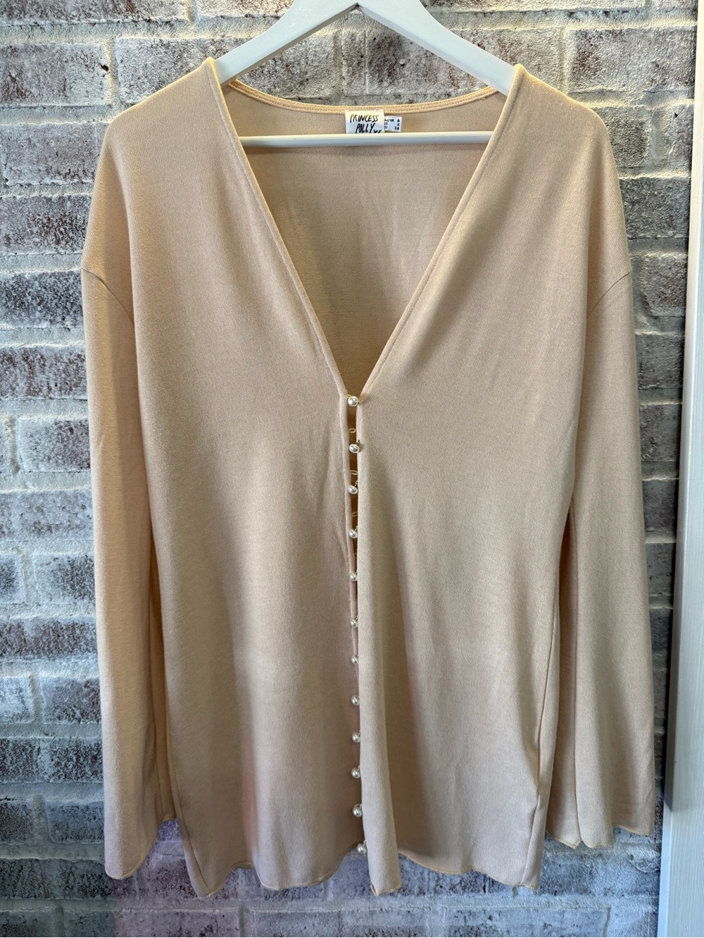 Princess Polly-Button Light Beige V-Neck Sweater